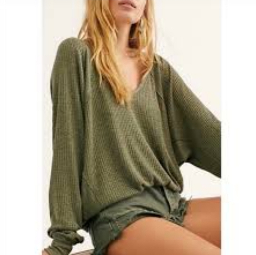 Free People Santa Clara Thermal Top Large NWT - Picture 4 of 6